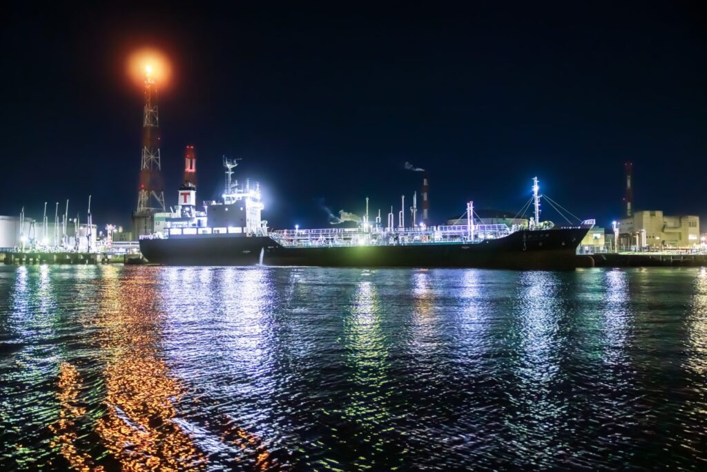 四日市コンビナート夜景クルーズ