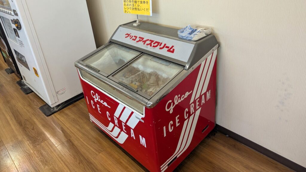 まぐろレストラン:アイスクリームコーナー