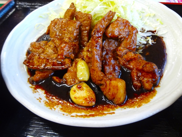 四日市とんてきの特徴
