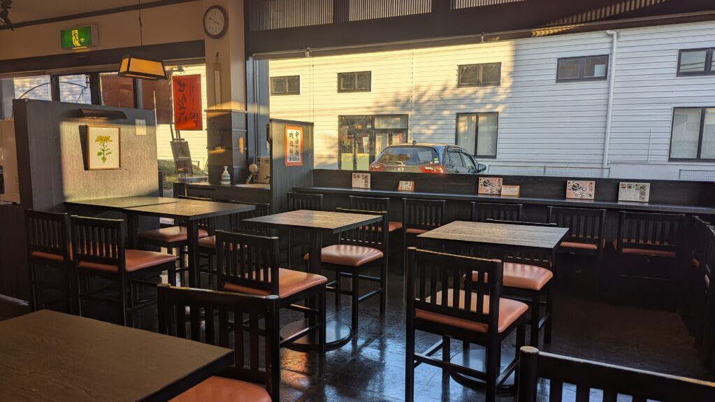 おにぎりの桃太郎 イートインスペース