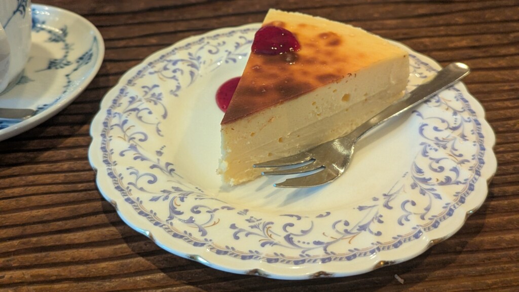 珈琲屋 真戸運永(マドンナ)のチーズケーキ