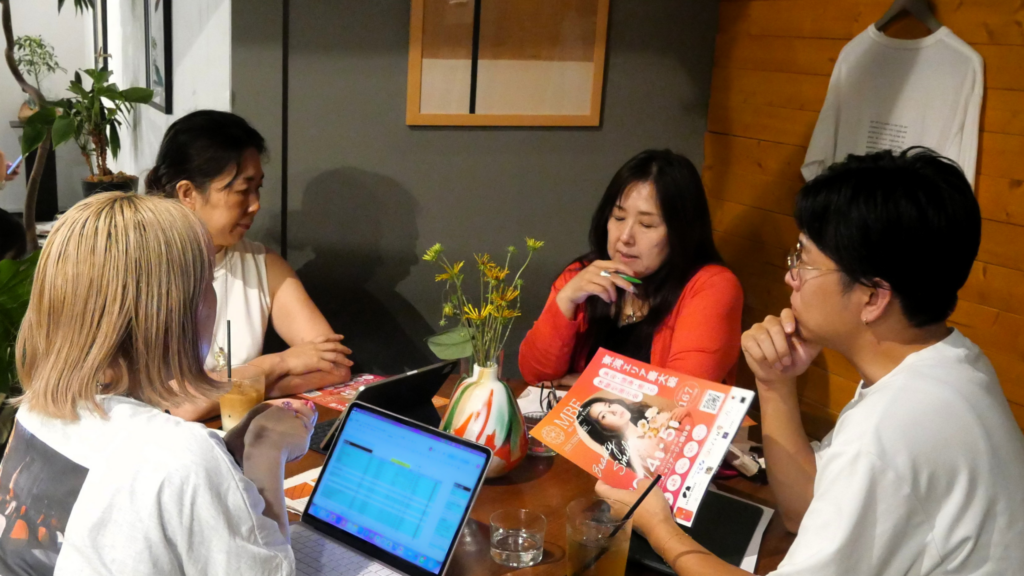 みえビューティーフェスタの運営会議の様子